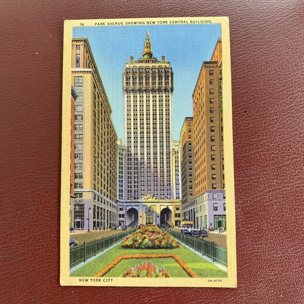 Vintage New York City Postcard Park Avenue Showing New York Central Building '45